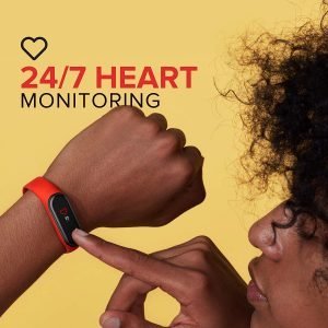 24/7 heart monitoring with wearable fitness tracker, tracking heart rate continuously for health and wellness.