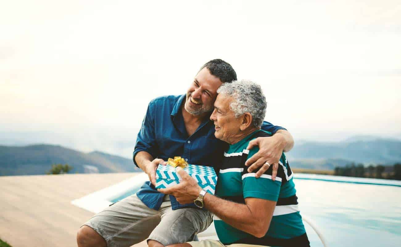 Personalized Fathers Day Gifts for 2025 Make Dad Feel Extra Special