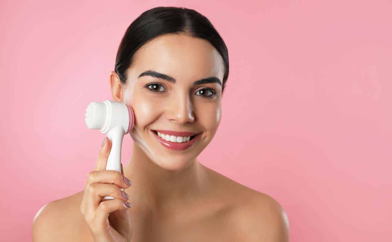 best high-end facial cleansing brush for sensitive skin