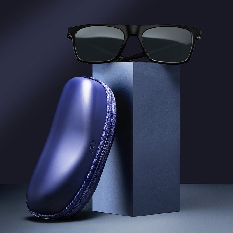 VINCENT CHASE by Lenskart Wayfarer Sunglasses(For Men & Women, Black)