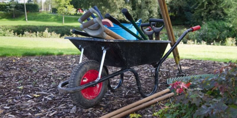 Top 10 Must-Have Home Depot Gardening Equipment for a Thriving Garden