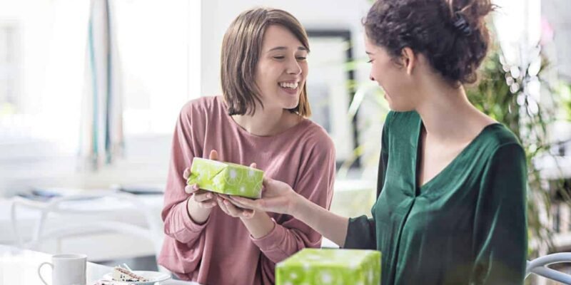 30 Unique Birthday Gift Ideas for Her That Will Make Her Smile